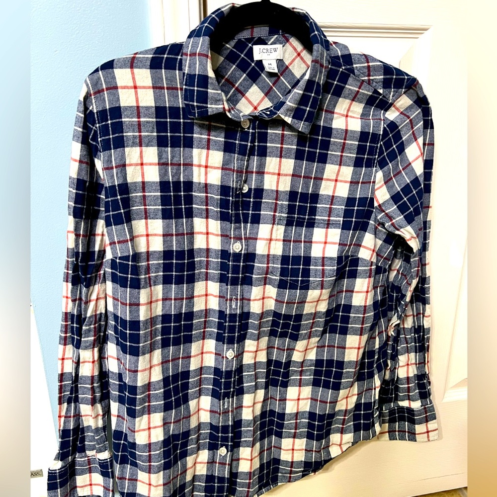 Loft plaid shirt. Size Medium.